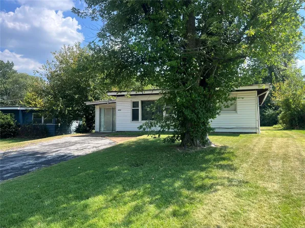 8404 Engler Ave, Saint Louis, MO 63114