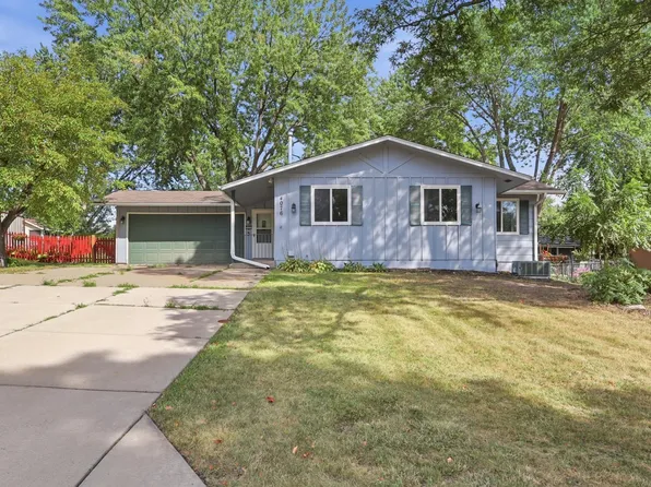 4076 Ensign Ave N, New Hope, MN 55427