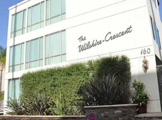 160 N Crescent Dr APT 204, Beverly Hills, CA 90210