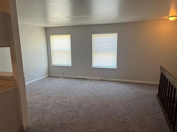 3rd image of 824 W 59th Pl APT D