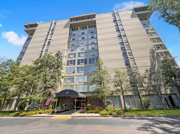 232 S Highland St APT 606, Memphis, TN 38111