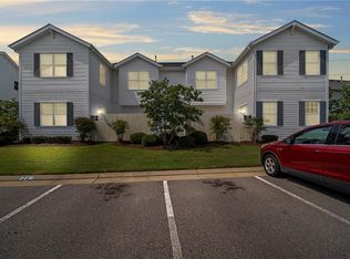 1426 Leckford Dr, Chesapeake, VA 23320