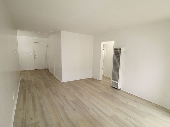 4th image of 125-135 Anacapa Dr #131