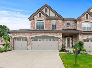 415 Kaliedoscope Ln, Saint Peters, MO 63376