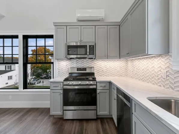 Norwalk Green Living - Morgan Court, 3 Park St, Norwalk, CT 06851