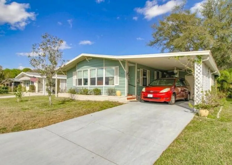 5631 Seven Oaks Dr