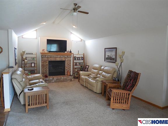 5th image of 2918 Courtney Dr