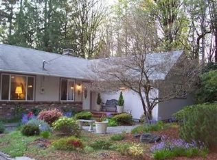 5725 Johnson Point Rd NE, Olympia, WA 98516