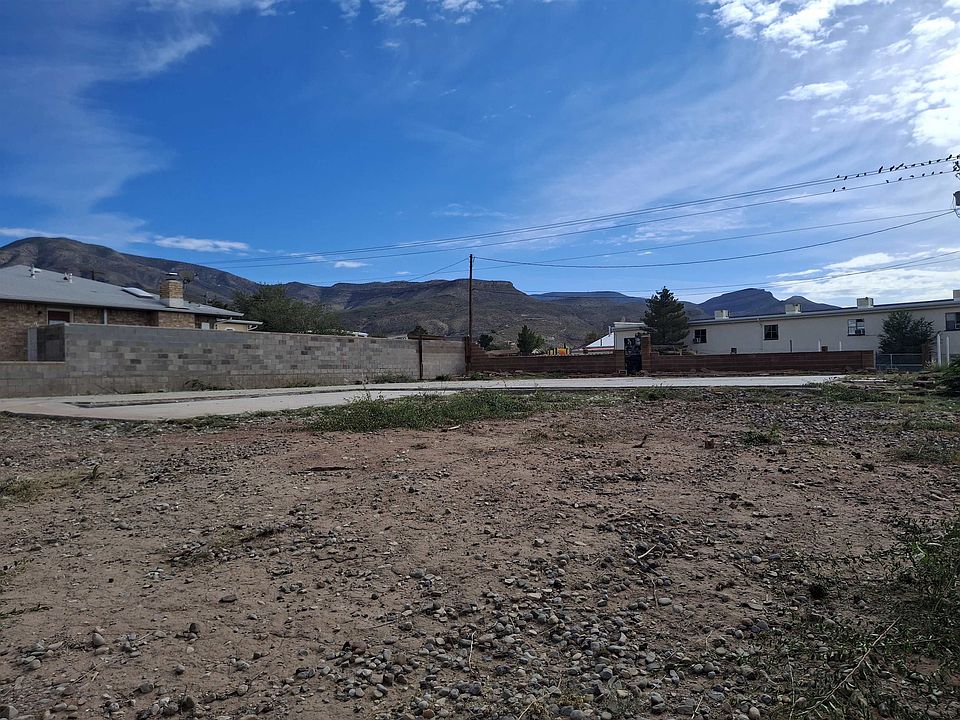 1st image of 3002 Del Sur