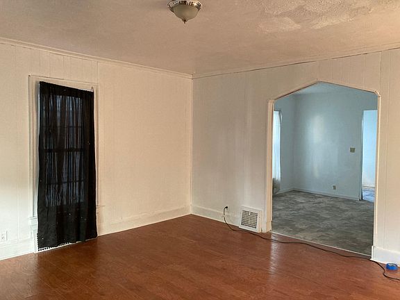 2nd image of 1135 Cleveland Ave