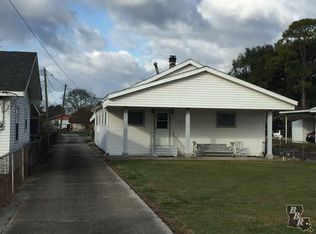 2120 S Bayou Dr, Golden Meadow, LA 70357