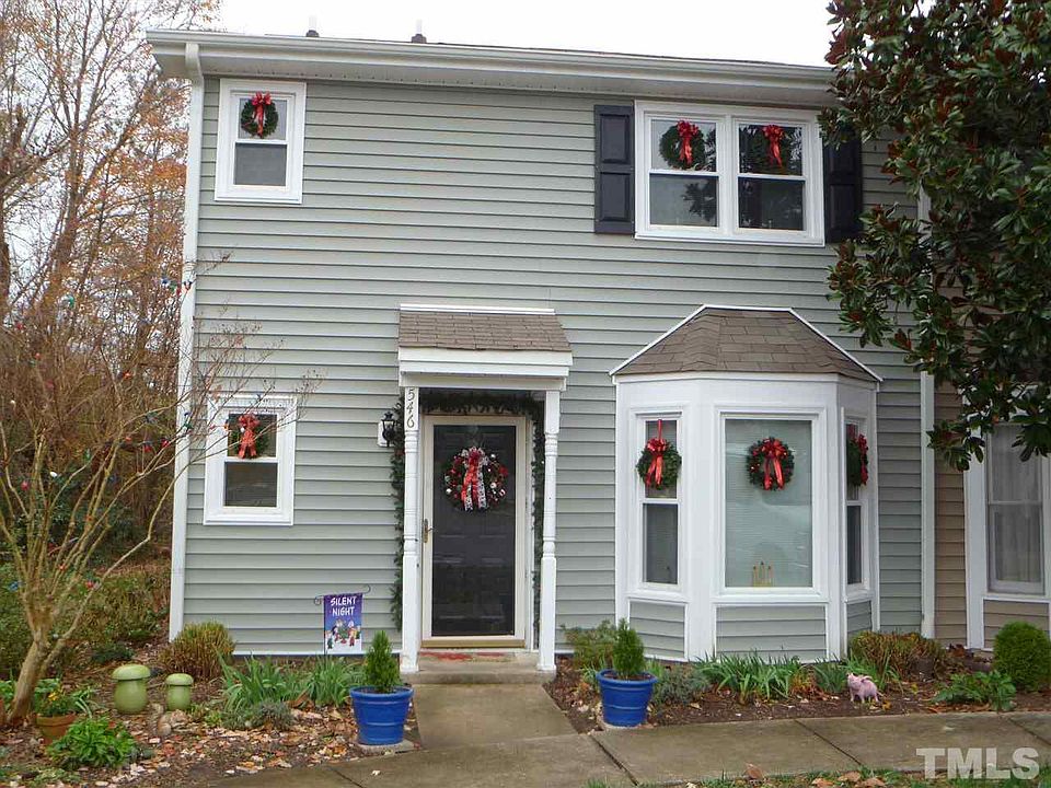 1st image of 546 Darby Glen Ln