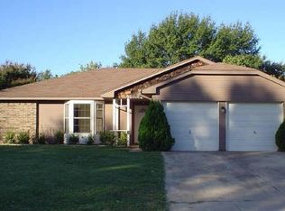 4130 Briton Ct, Grand Prairie, TX 75052