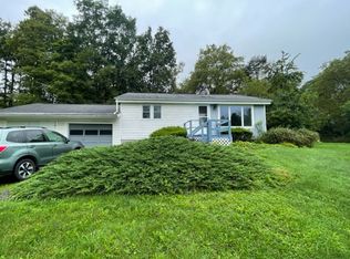 1438 Mecklenburg Rd, Ithaca, NY 14850