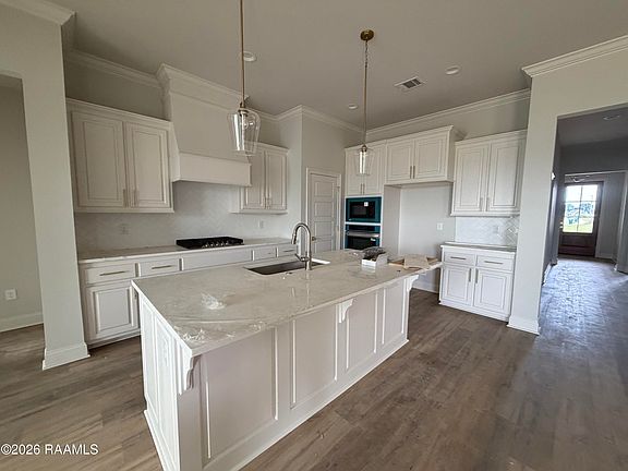 2nd image of 207 High Point Way