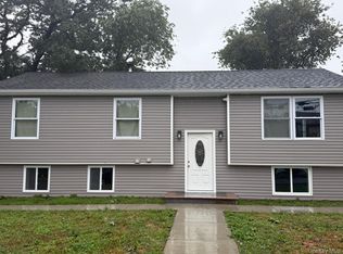 58 S 25th St, Wyandanch, NY 11798