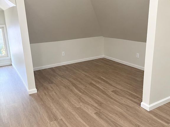 5th image of 1533 W Hancock St #3W