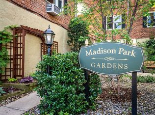 39U Madison Park Gdns, Port Washington, NY 11050