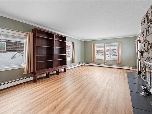5th image of 1023 8th Ave