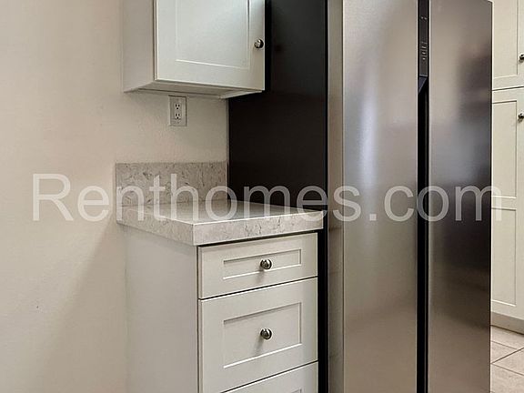 4th image of 13535 Hike Ln