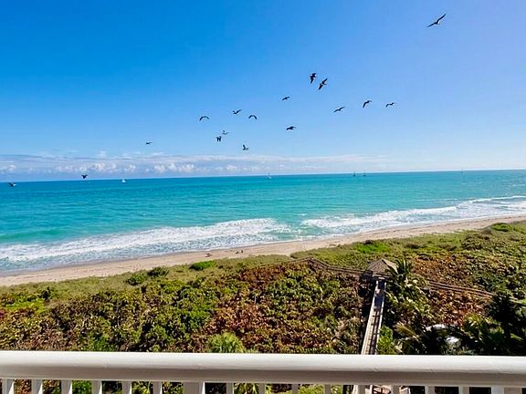 5th image of 4180 N Highway A1a #805