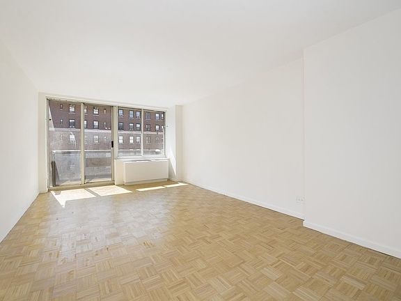5th image of 250 W 90th St APT 14I