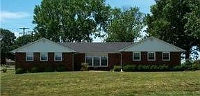 1st image of 2 Southridge Dr