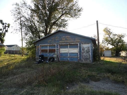 2nd image of 1201 Choctaw St