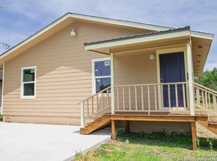 806 W Powell St, Beeville, TX 78102