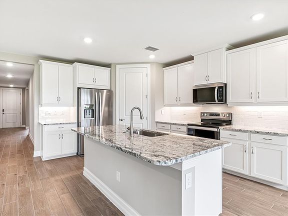 7th image of this home