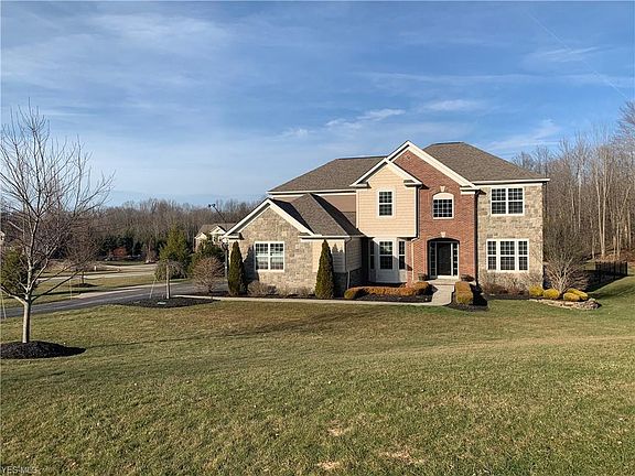 2nd image of 17735 Bryce Ct