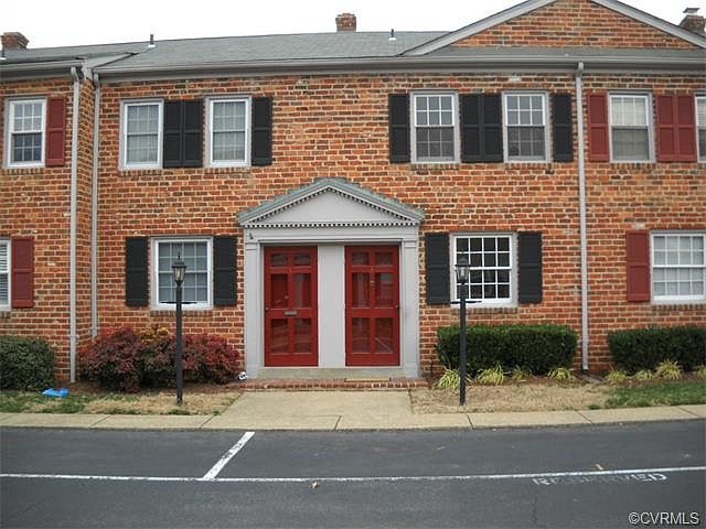 1st image of 701 N Hamilton St APT J