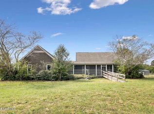 2819 Hayfield Rd, Wade, NC 28395