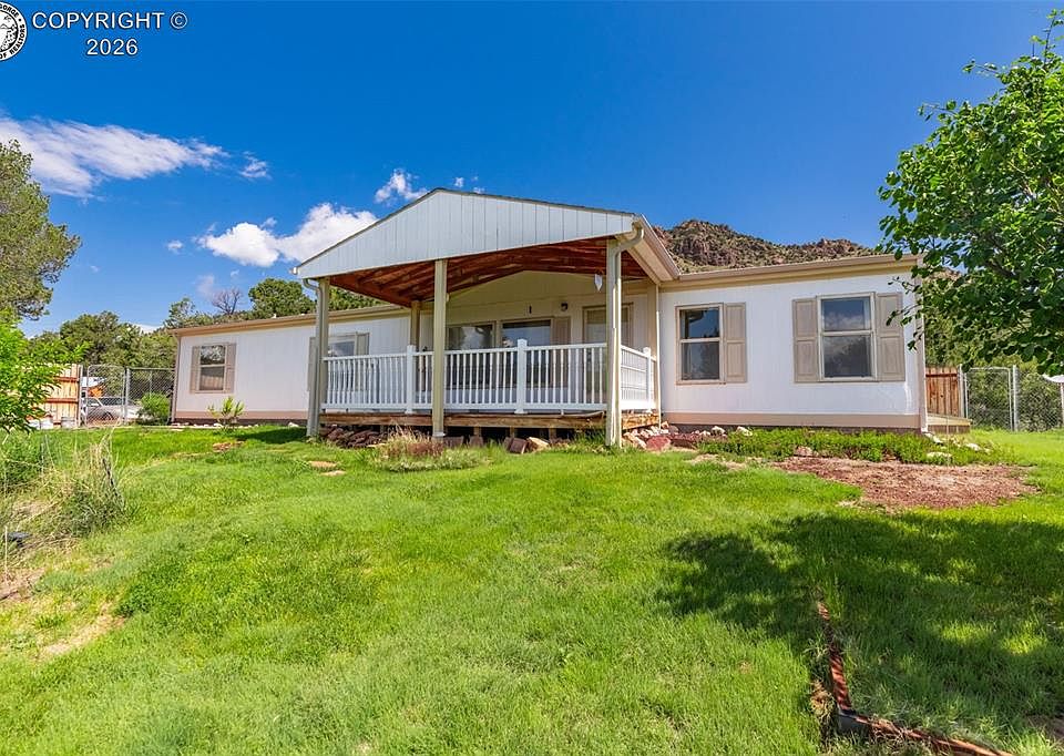 1st image of 407 Horseshoe Dr