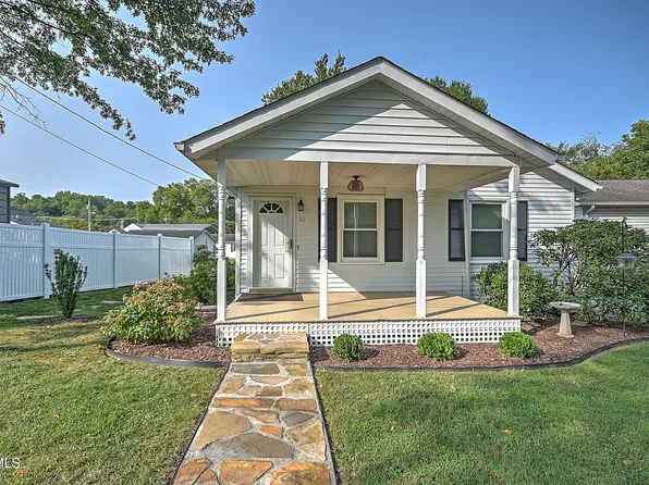 111 Dakota Ave, Elizabethton, TN 37643