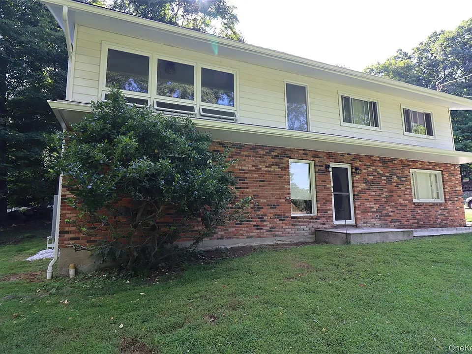 168 Shear Hill Rd