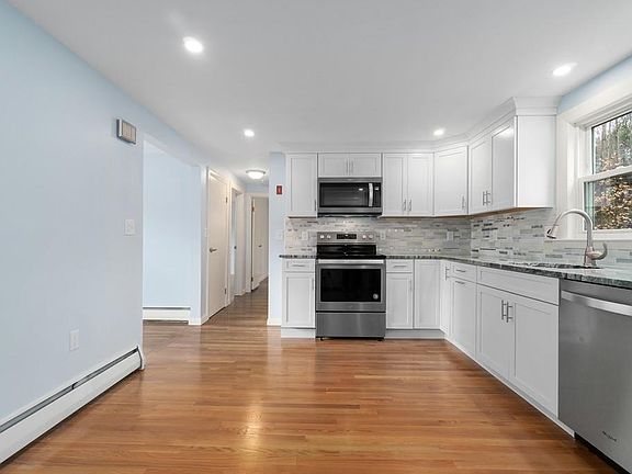 4th image of 79 Brimbal Ave