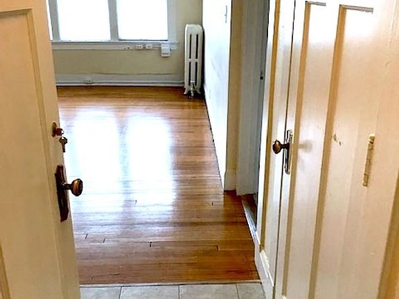 3rd image of 4215 Grand Ave #304