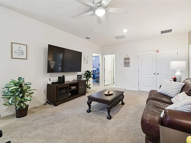 7704 Oakmoss Loop — Photo 35