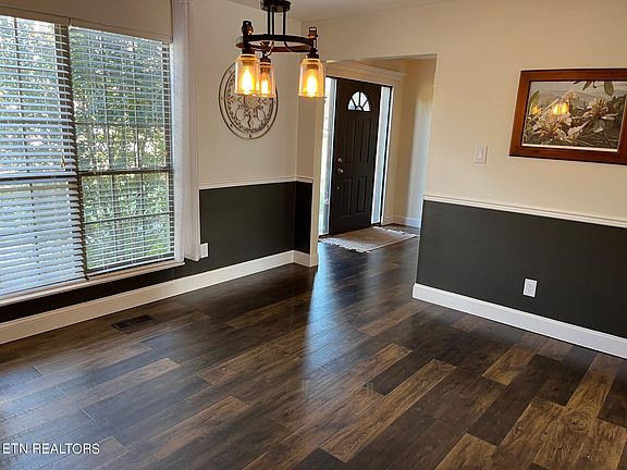 5th image of 7559 Larue Ln