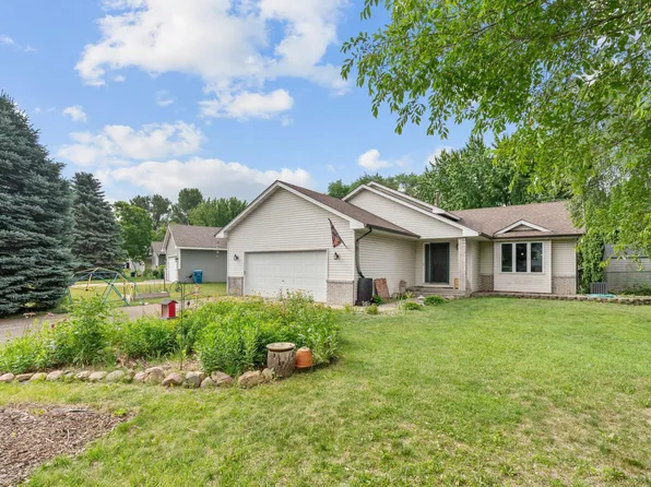 1757 Tipton Cir NW, Elk River, MN 55330