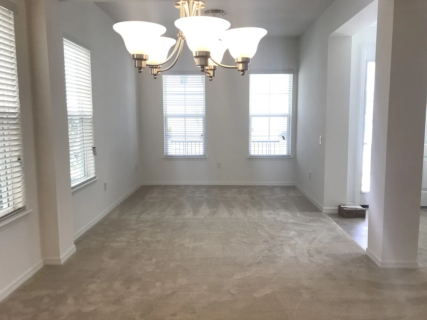 Large Brand New 4 Bedroom In Windermere Close To Disney! Top School!! — Photo 2