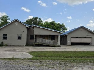 3512 10th St, Beaumont, TX 77705