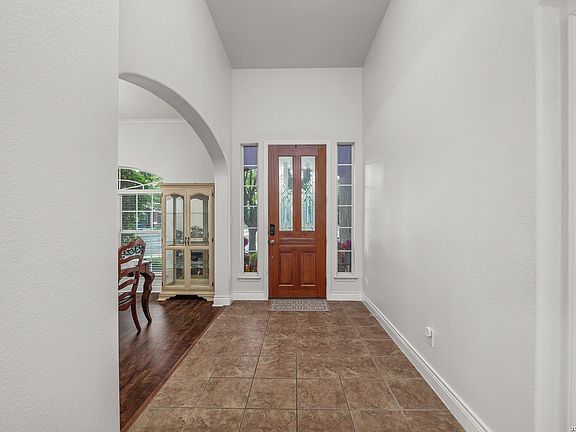 5th image of 8330 WAYSIDE CRK