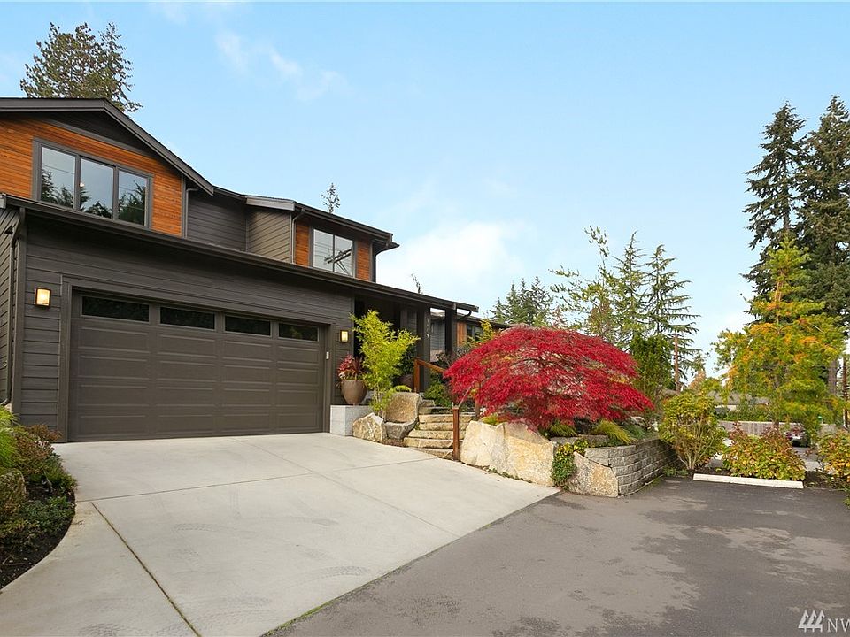 1st image of 9409 132nd Ave NE