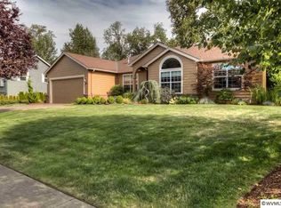 1201 SE Barberry Ave, Dallas, OR 97338