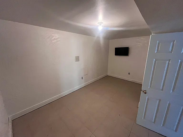 14304 Fallsmere Cir — Photo 11