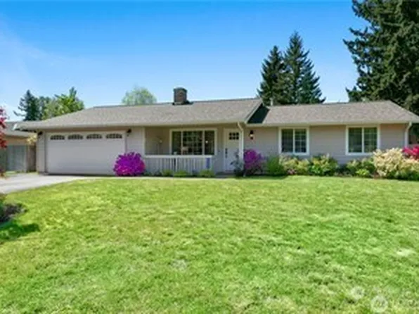 9121 210th Avenue NE, Redmond, WA 98053