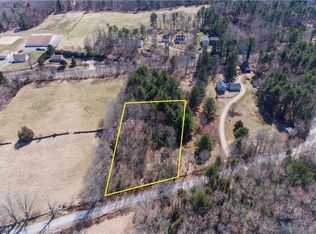 114 Stillman Rd, North Stonington, CT 06359