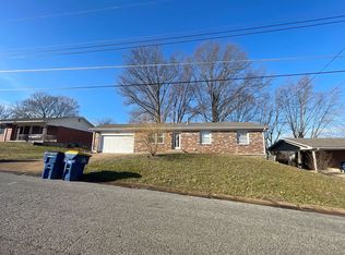 613 S Washington Ave, Union, MO 63084